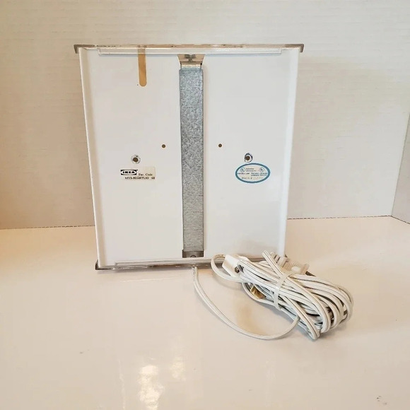 Ikea MYS-Hjartlag Kids Bedroom Wall Plug in Sconce with Truck Scene. - Picture 5 of 9